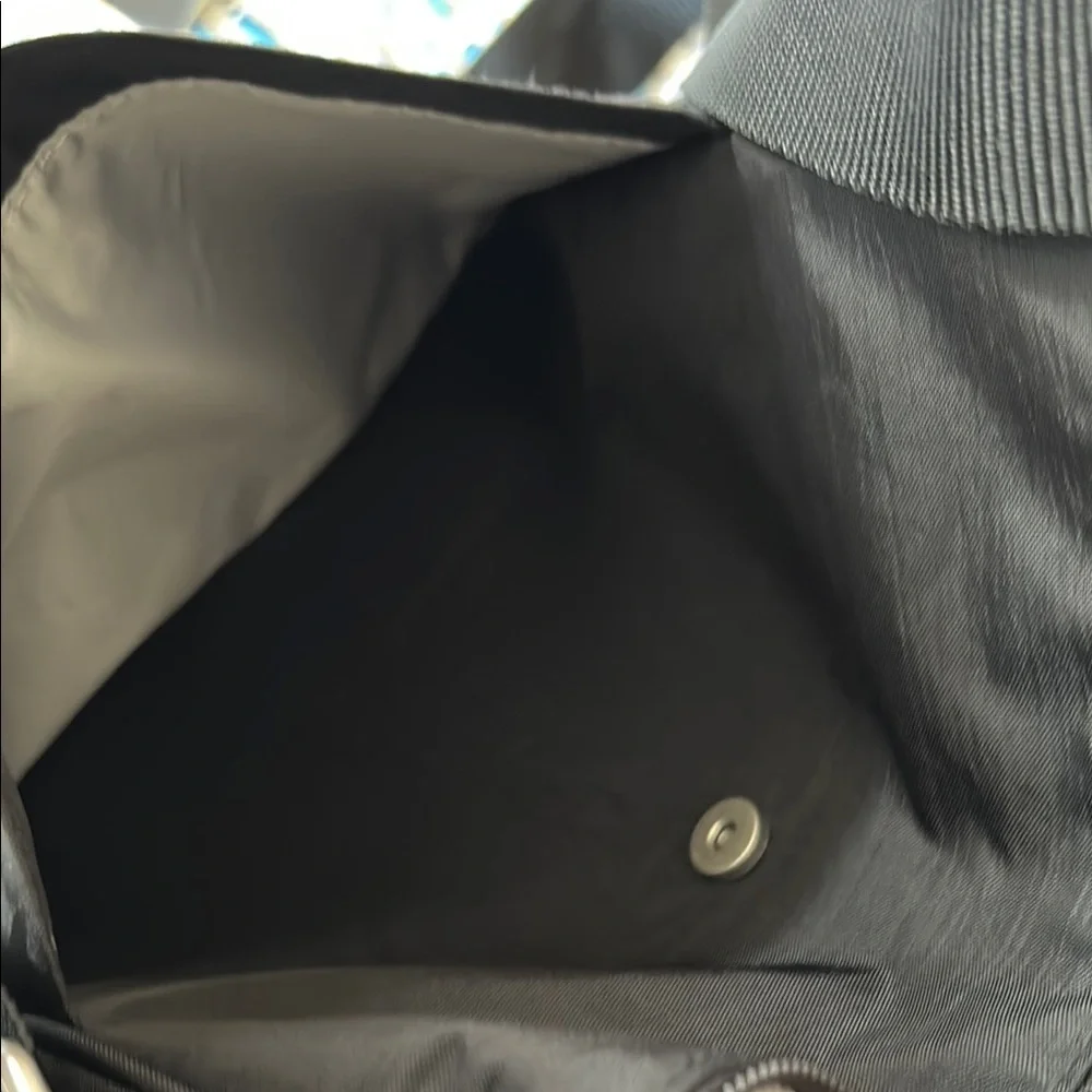 Baggallini Black Shoulder Bag with Adjustable Strap and Silver Hardware - Picture 6 of 11